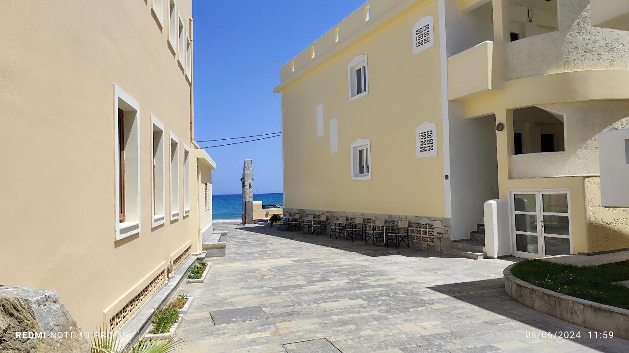 Niros Beachfront Aparthotel Kokkini Hani 외부 사진