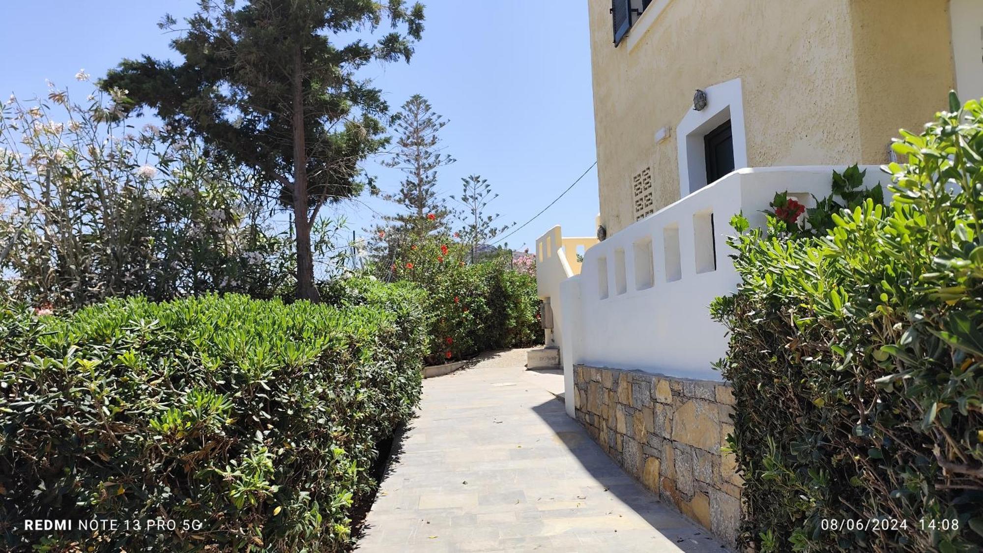 Niros Beachfront Aparthotel Kokkini Hani 외부 사진
