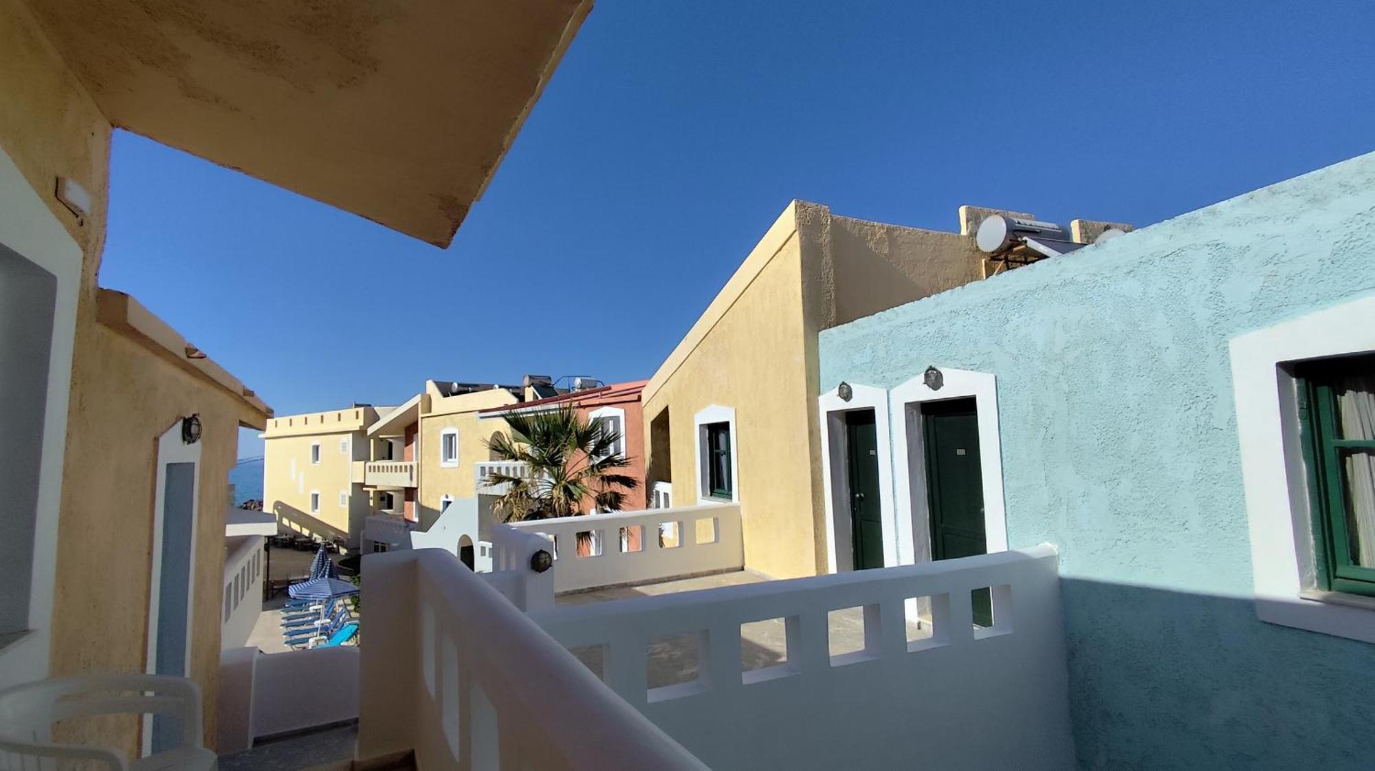 Niros Beachfront Aparthotel Kokkini Hani 외부 사진