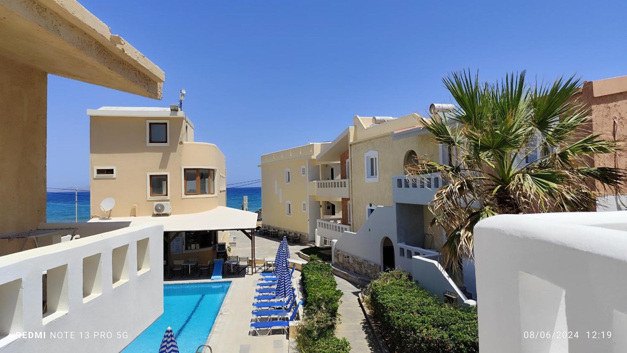 Niros Beachfront Aparthotel Kokkini Hani 외부 사진