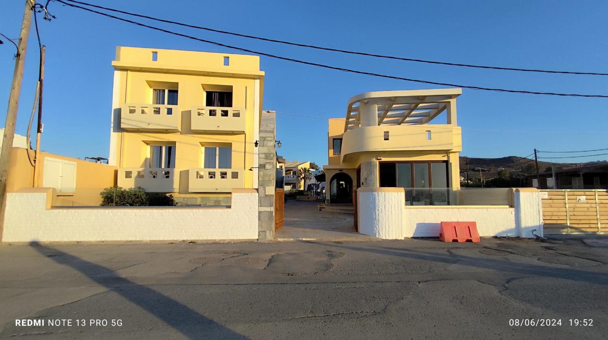 Niros Beachfront Aparthotel Kokkini Hani 외부 사진