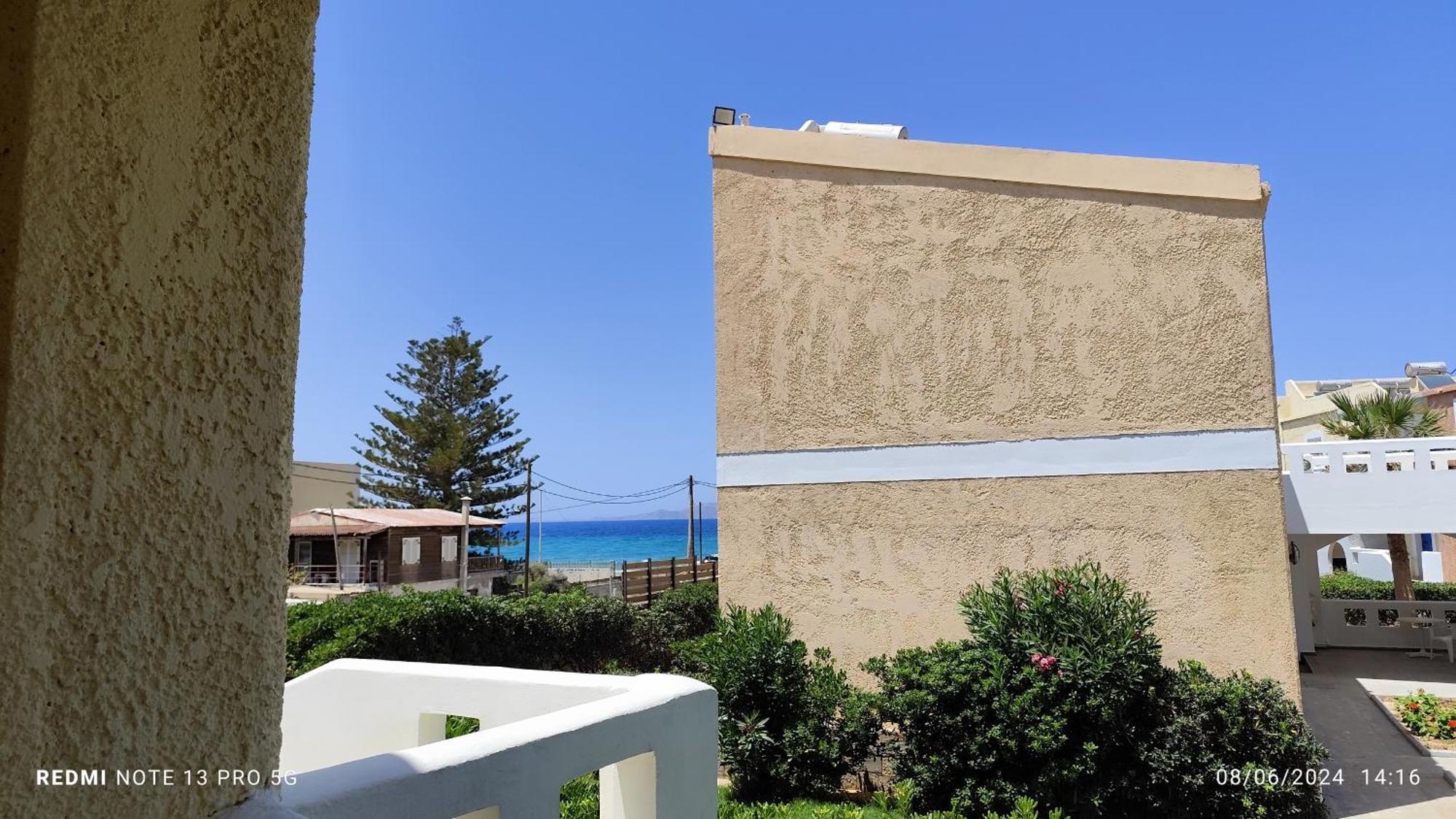 Niros Beachfront Aparthotel Kokkini Hani 외부 사진