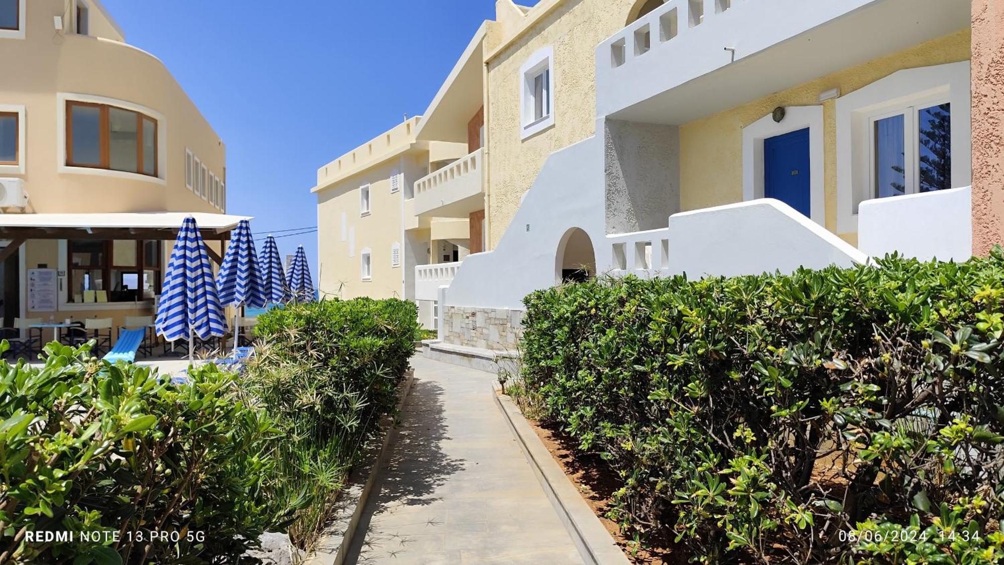 Niros Beachfront Aparthotel Kokkini Hani 외부 사진