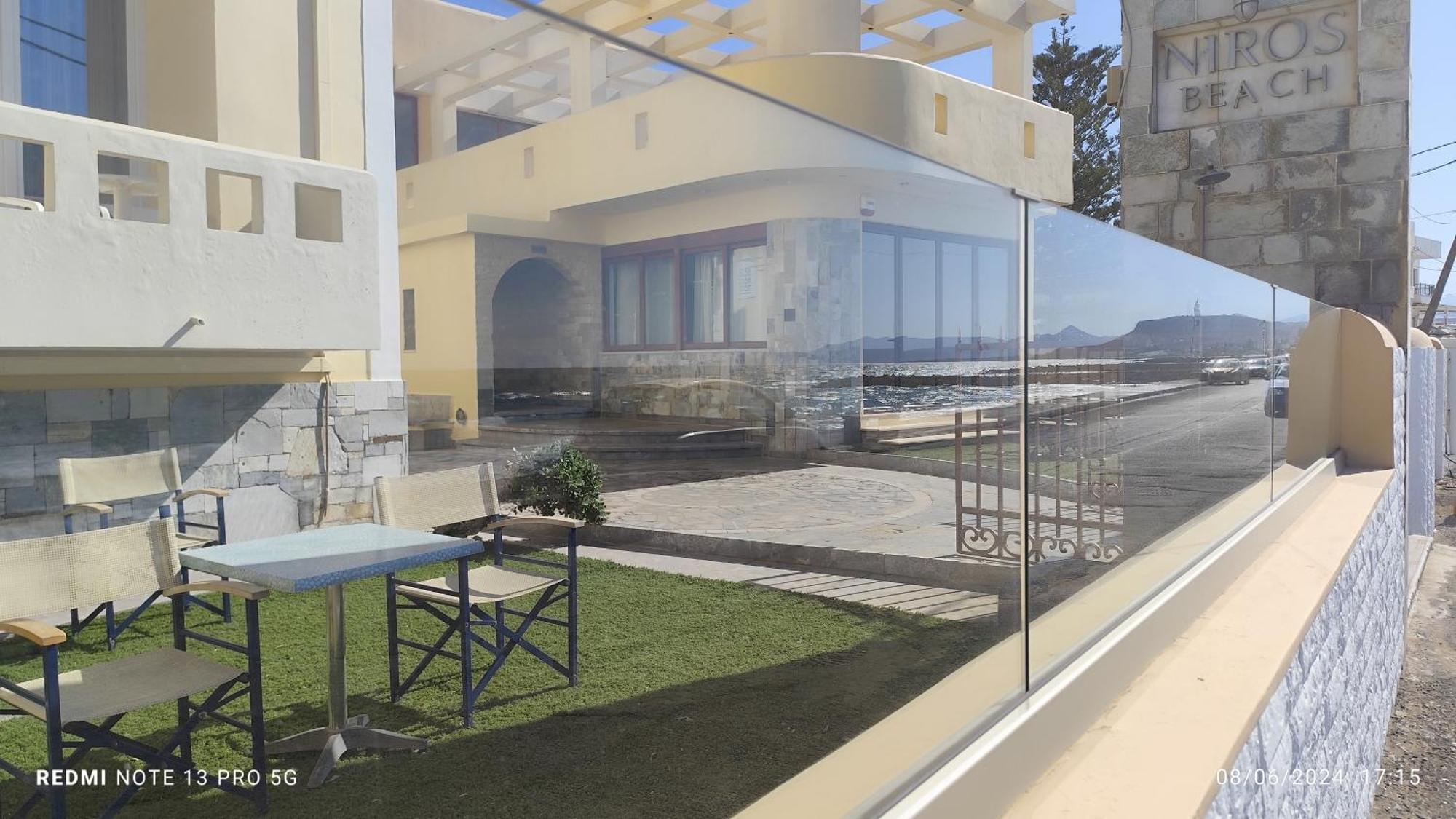 Niros Beachfront Aparthotel Kokkini Hani 외부 사진