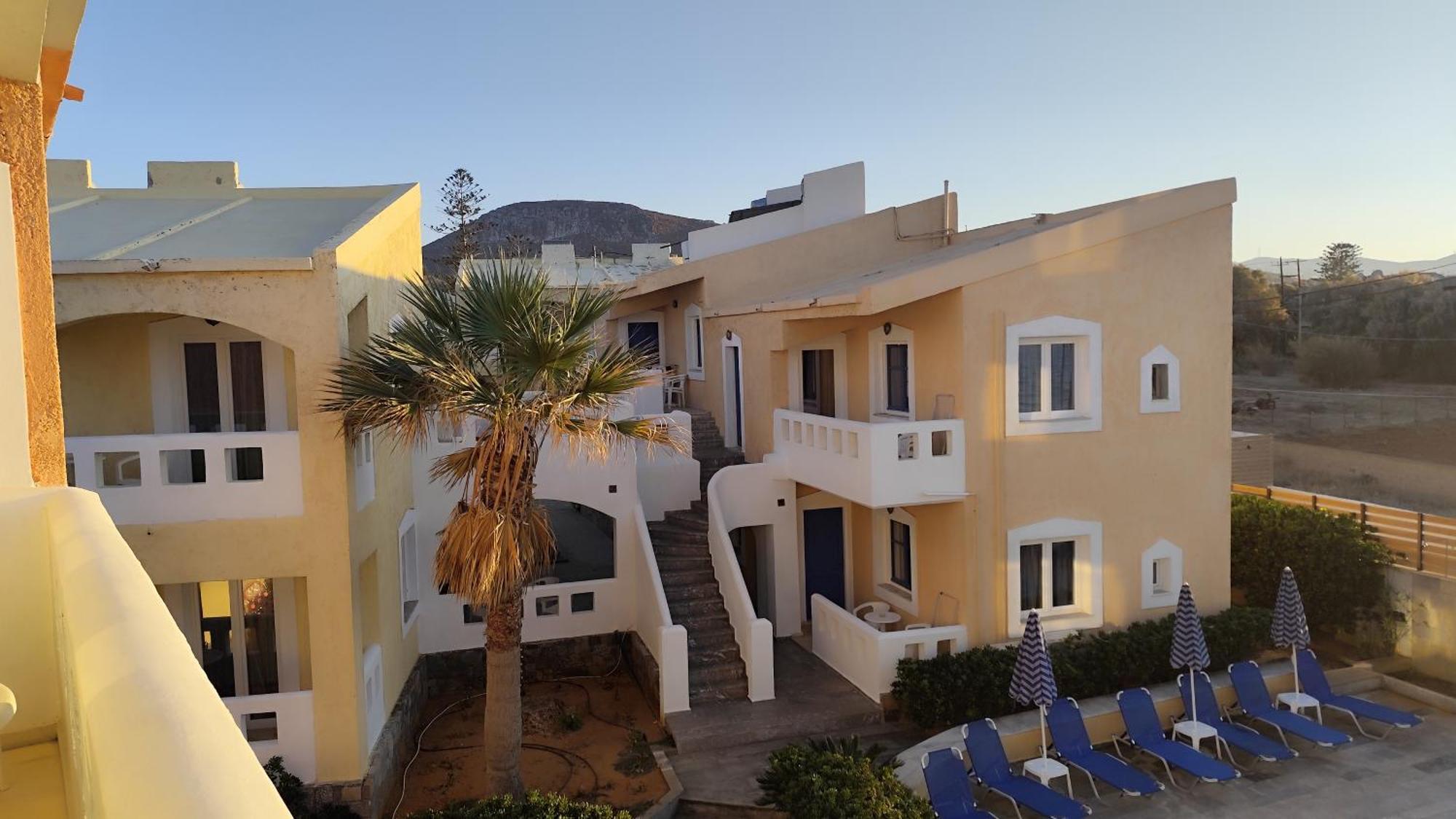 Niros Beachfront Aparthotel Kokkini Hani 외부 사진