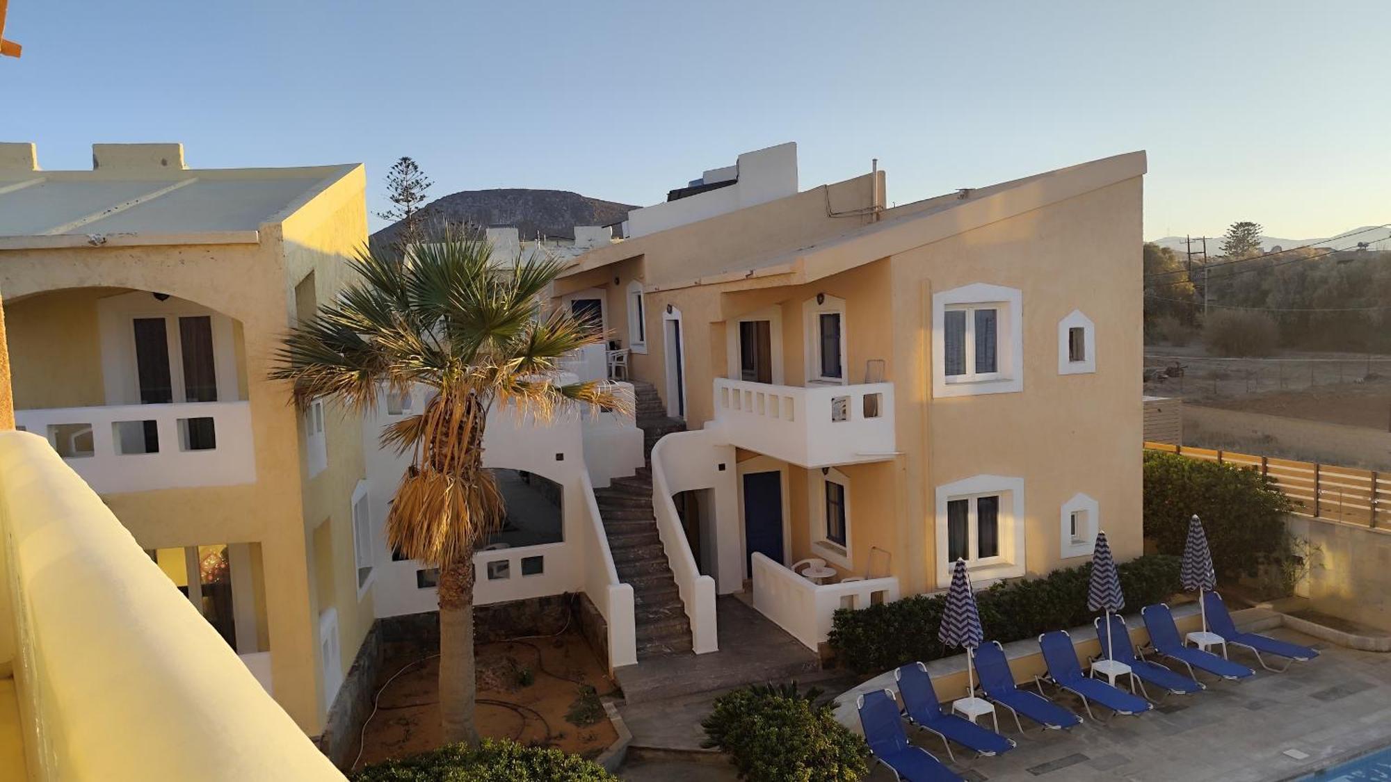 Niros Beachfront Aparthotel Kokkini Hani 외부 사진