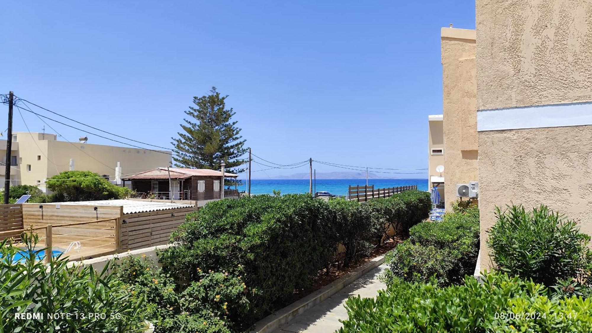 Niros Beachfront Aparthotel Kokkini Hani 외부 사진