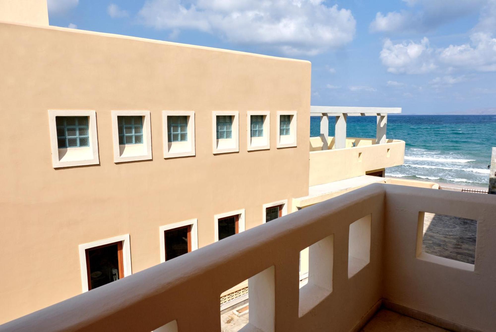 Niros Beachfront Aparthotel Kokkini Hani 외부 사진